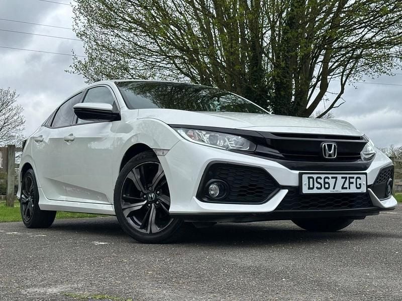 Begagnad Honda Civic SR 2018 Vit Halvkombi