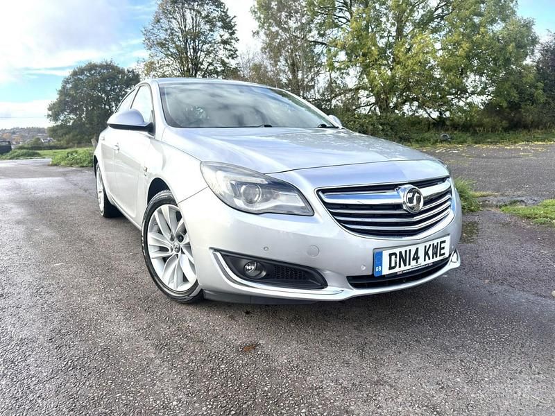 Silver Used 2014 Vauxhall Insignia SRi Hatchback | £3,295 (Fair price) - Image 1/4