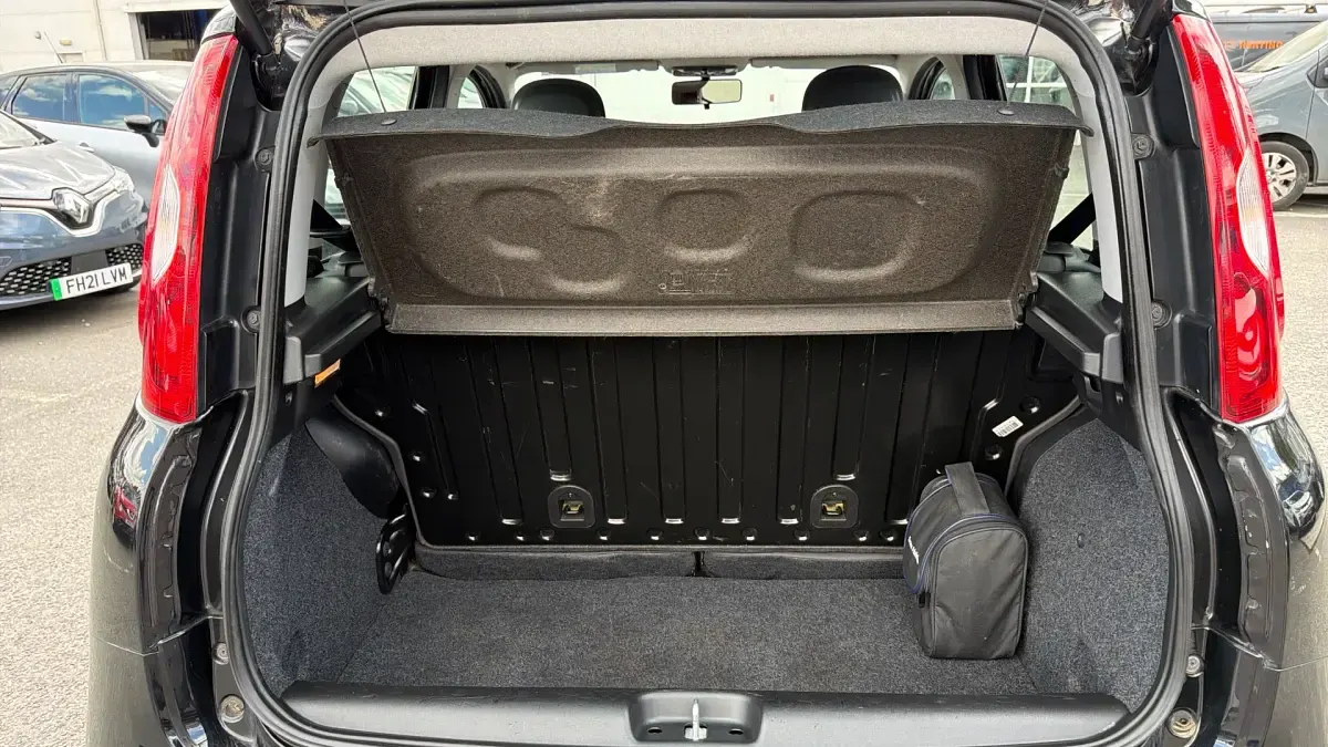 Used Fiat Panda Easy 69 HP (50 kW) 2015 Black Hatchback