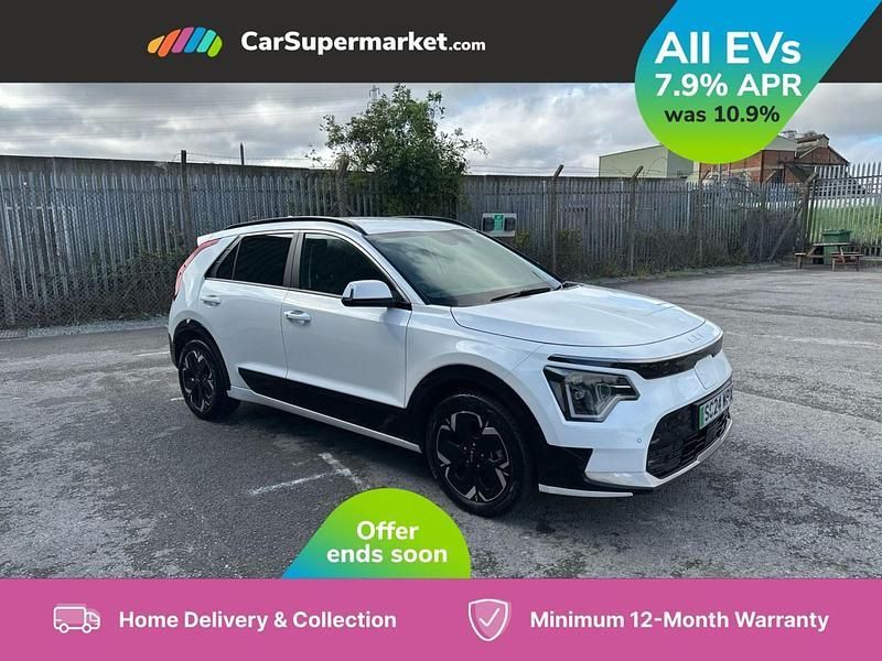 White Used 2024 Kia e-Niro 3 SUV | £24,197 (Expensive) - Image 1/3