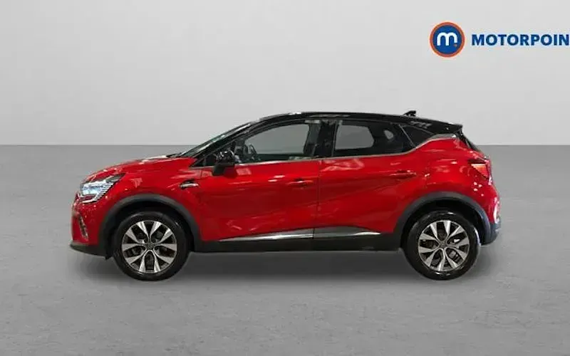 Used Renault Captur Version S 131 HP (96 kW) 2020 Red/black SUV