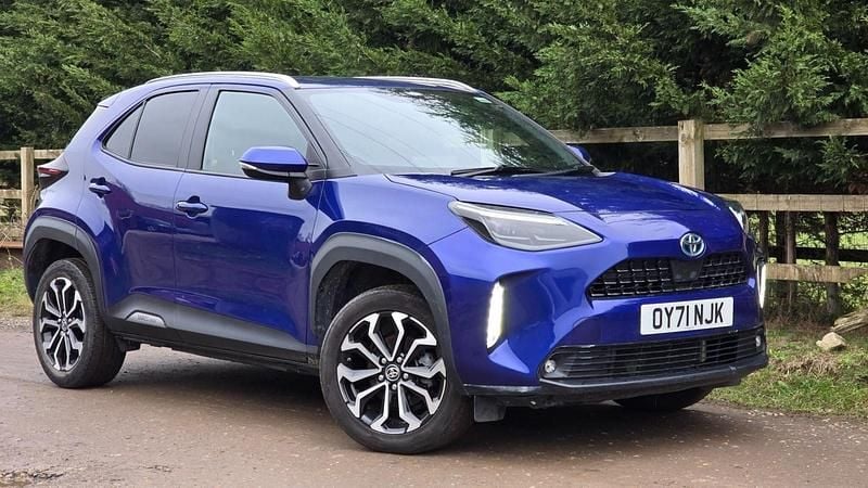 Used Toyota Yaris Hybrid Design 2021 Blue Hatchback