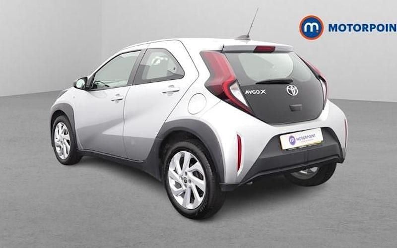 Used Toyota Aygo X PURE 72 HP (52 kW) 2025 SUV