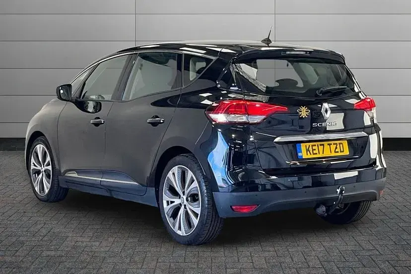 Used Renault Scénic IV Dynamique 108 HP (79 kW) 2017 Black MPV