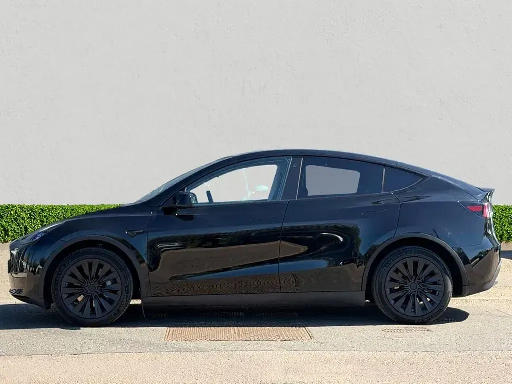 Usado Tesla Model Y 282 kW (384 HP) 2022 Preto SUV