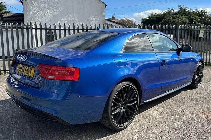 Used Audi A5 Black Edition 190 HP (139 kW) 2016 Blue Coupe