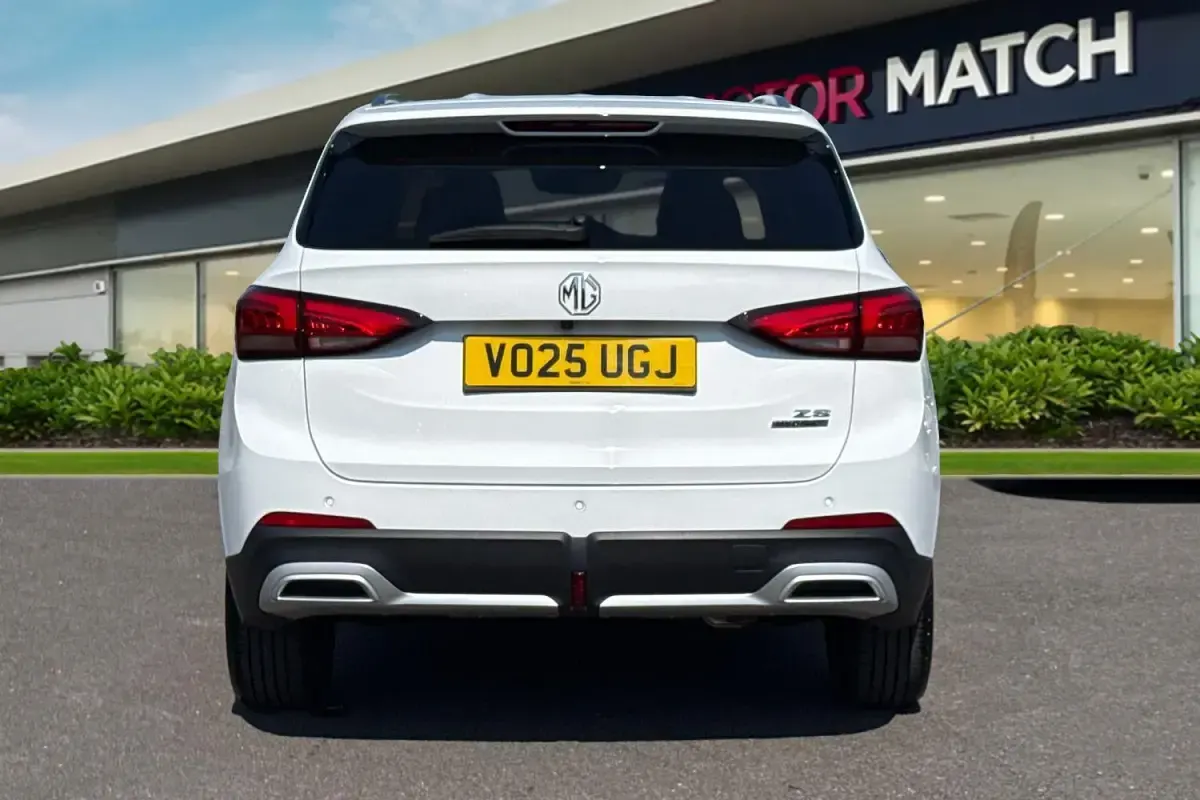 Used MG ZS Trophy 2025 White SUV