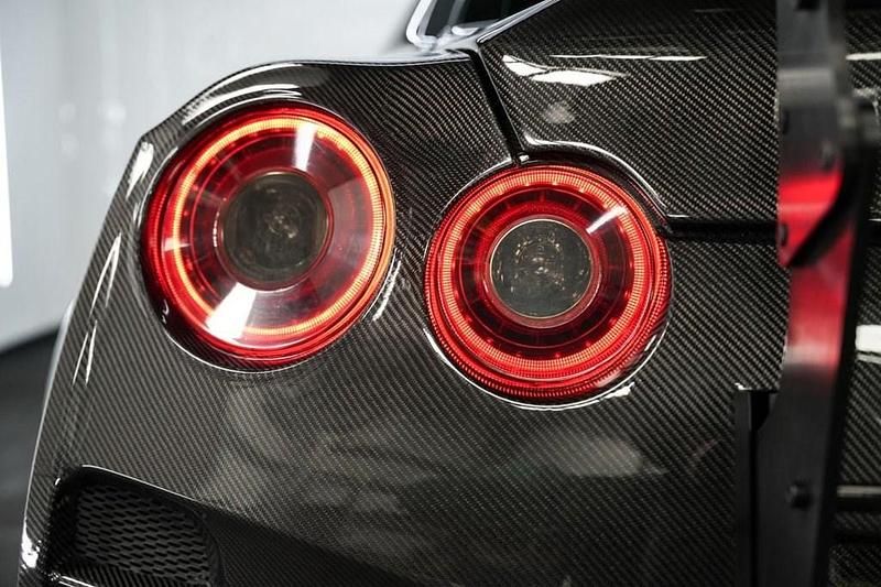 Used Nissan GT-R Premium Edition 530 HP (389 kW) 2011 Grey Coupe