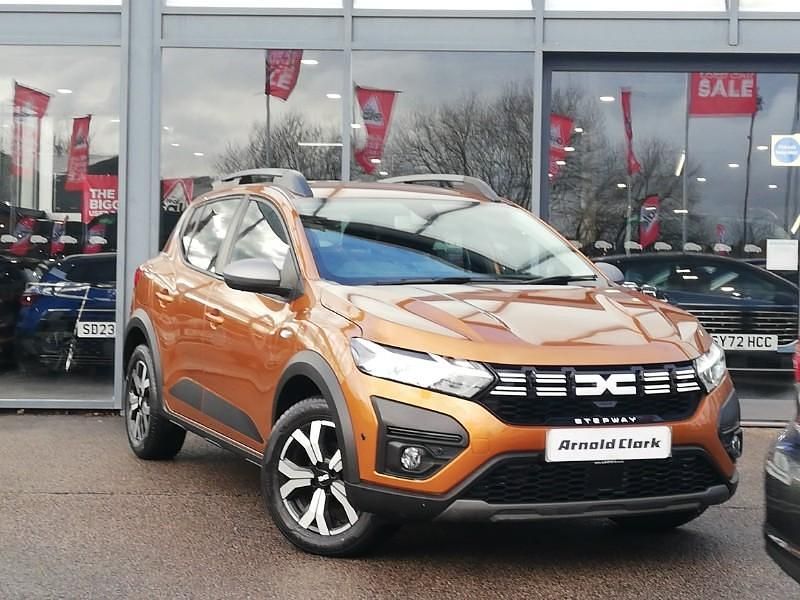 Used Dacia Sandero Journey 91 HP (66 kW) 2023 Orange Hatchback