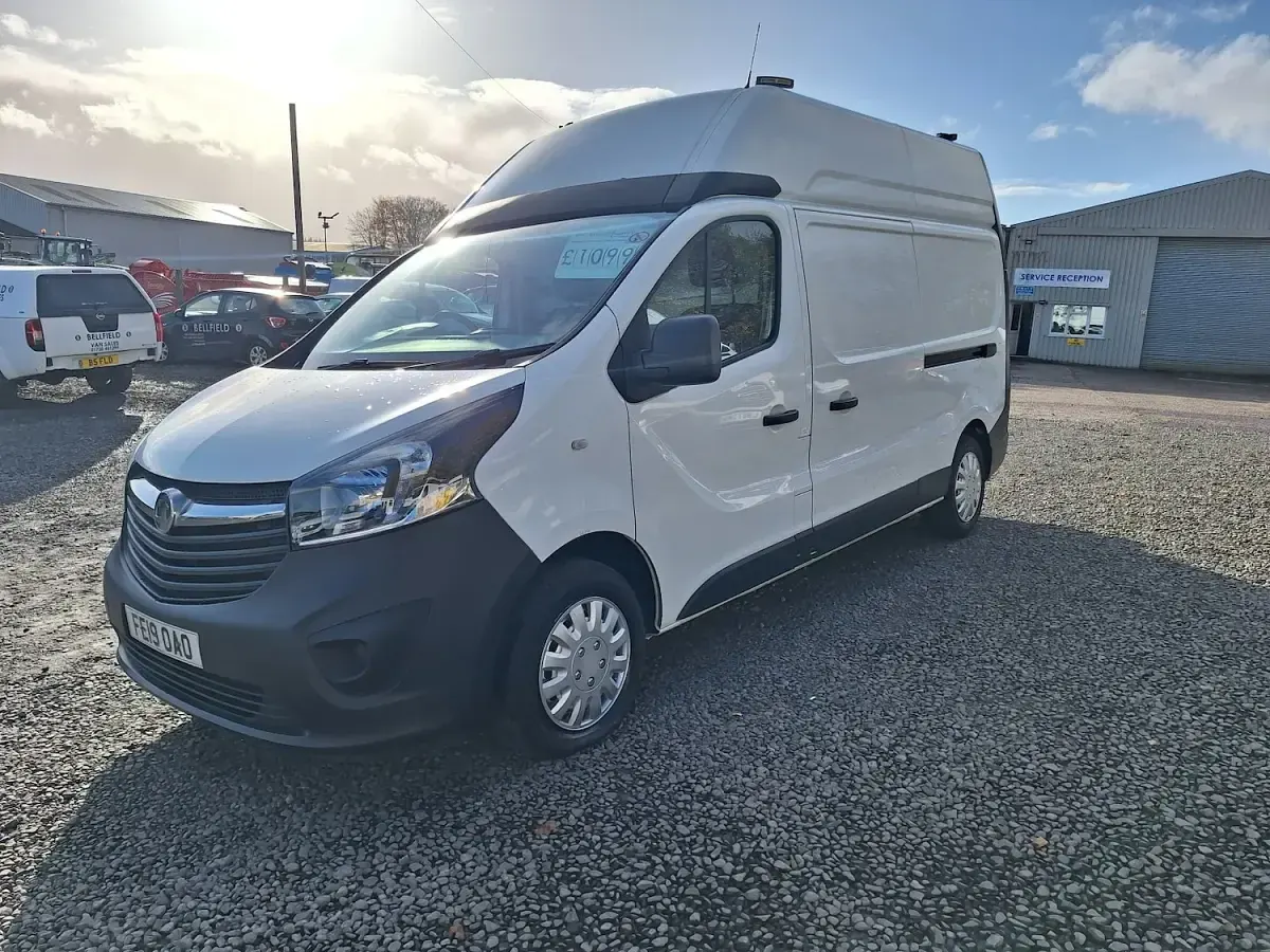 Used Vauxhall Vivaro 2019 White MPV