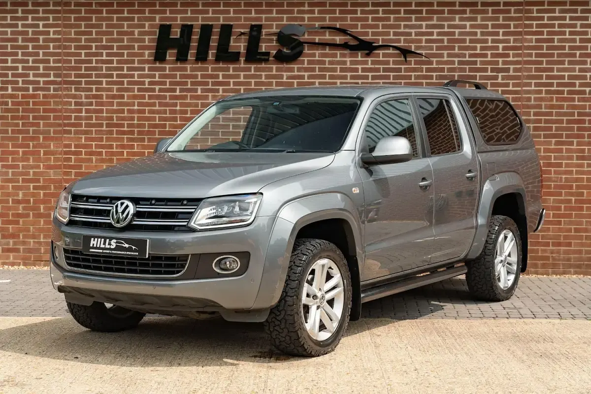 Used VW Amarok Highline 180 HP (132 kW) 2015 Grey Pickup