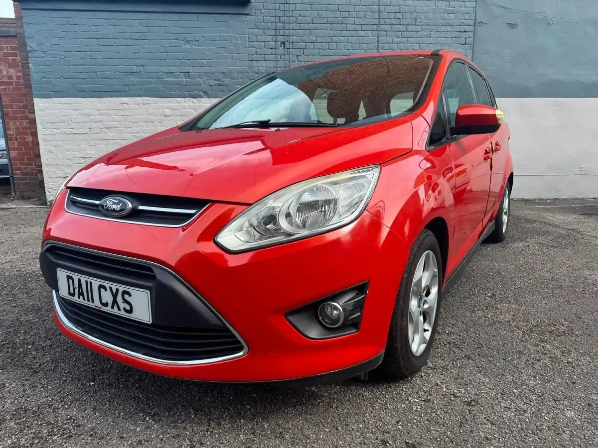 Used Ford Grand C-Max Zetec 2011 Red MPV
