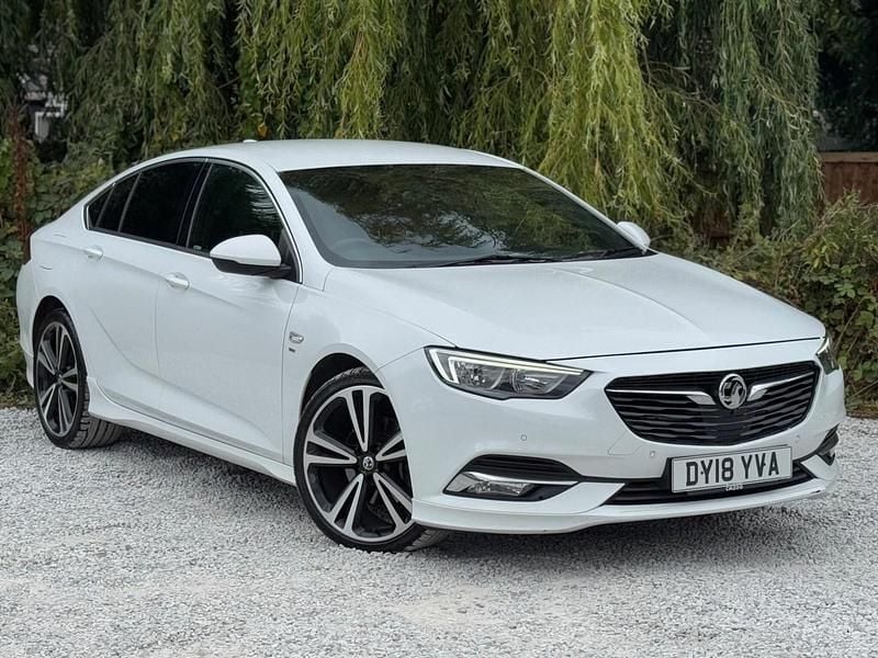 White Used 2018 Vauxhall Insignia Sport Hatchback | £7,699 (Fair price) - Image 1/4