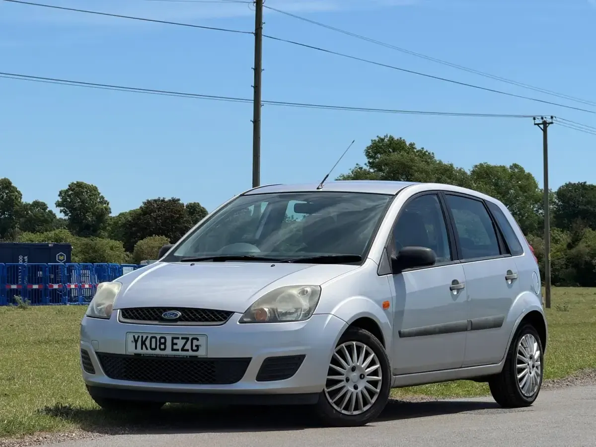 Used Ford Fiesta Style 2008 Silver Hatchback