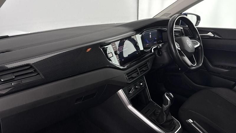 Used VW Polo Life 95 HP (69 kW) 2022 Blue Hatchback