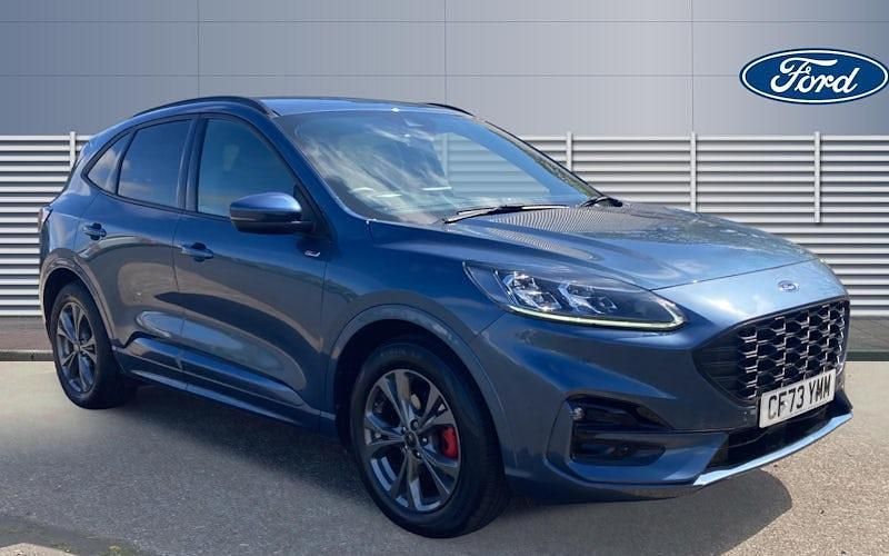Usado Ford Kuga ST-Line 150 HP (110 kW) 2023 SUV