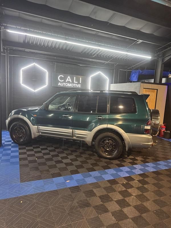 Used Mitsubishi Shogun Elegance 2003 Green SUV