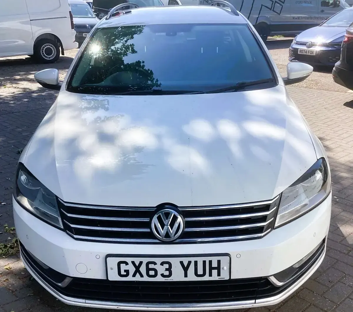 Used VW Passat Highline 2013 White Estate
