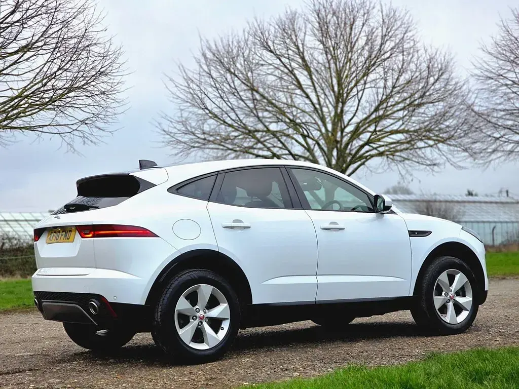 Used Jaguar E-Pace S 150 HP (110 kW) 2018 White SUV