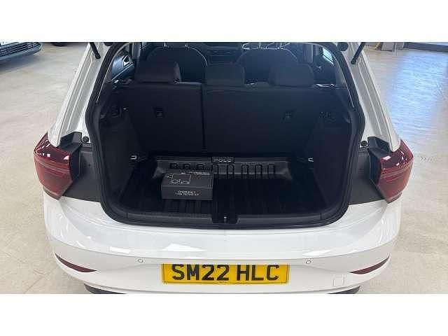 Used VW Polo Style 95 HP (69 kW) 2022 White Hatchback