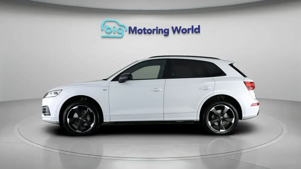 Used Audi Q5 Black Edition 241 HP (177 kW) 2020 White SUV