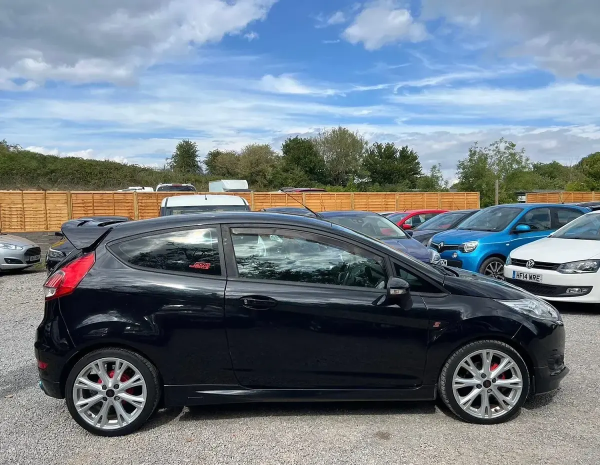 Used Ford Fiesta Zetec 2015 Black Hatchback