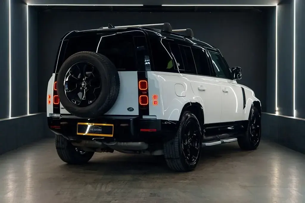Usado Land Rover Defender HSE Dynamic 250 CV (183 kW) 2022 Blanco SUV
