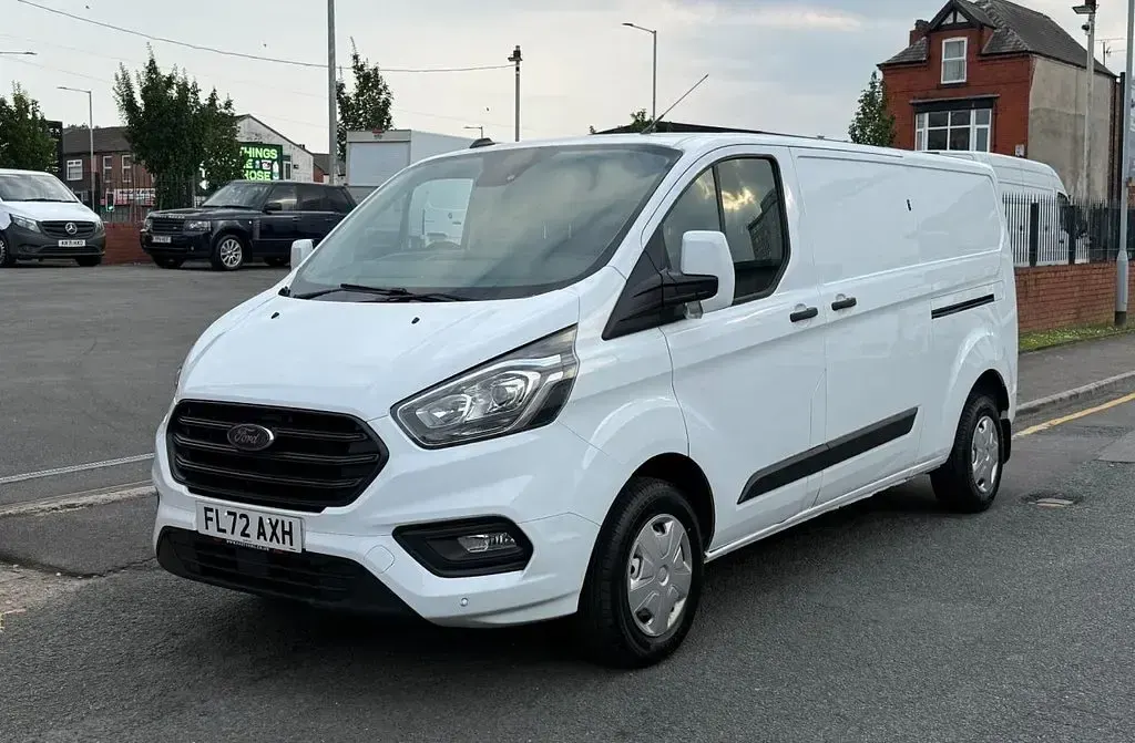 Used Ford Transit Custom Trend 130 HP (95 kW) 2022 White Van