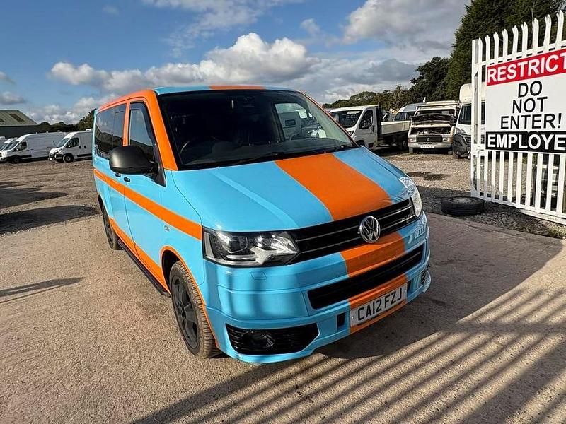 White Used 2012 VW Caravelle Edition MPV | £10,370 (Super price) - Image 1/4