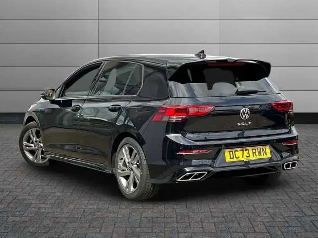 Used VW Golf VIII R-line 150 HP (110 kW) 2024 Black Hatchback