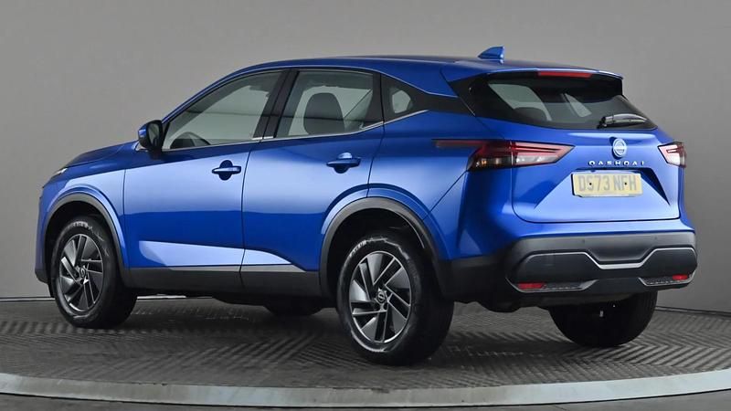 Used Nissan Qashqai Acenta Premium 140 HP (102 kW) 2024 Blue SUV