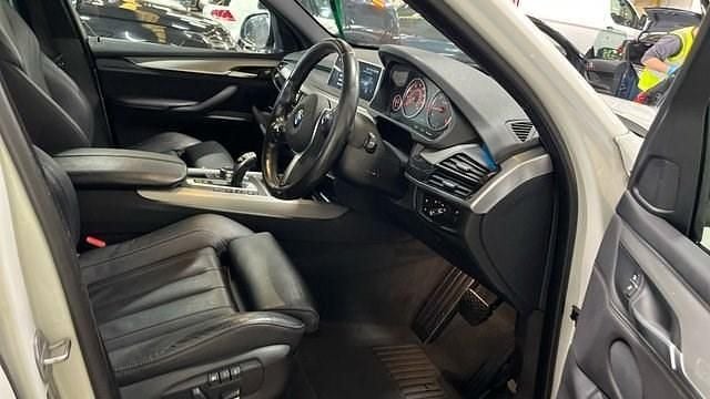 Used BMW X5 M Sport 258 HP (189 kW) 2018 White SUV