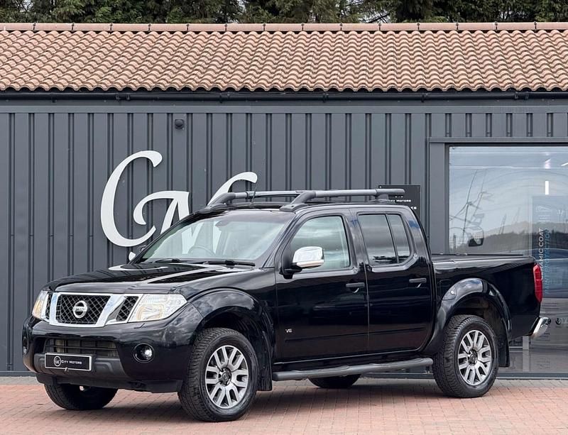 Black Used 2014 Nissan Navara Pickup | £7,990 (Good price) - Image 1/4