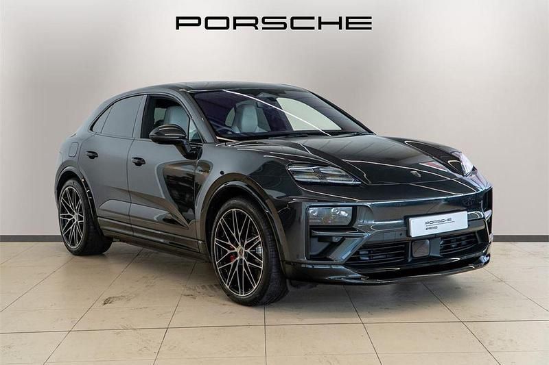 Grey New 2025 Porsche Macan Turbo SUV | £94,990 (Fair price) - Image 1/4