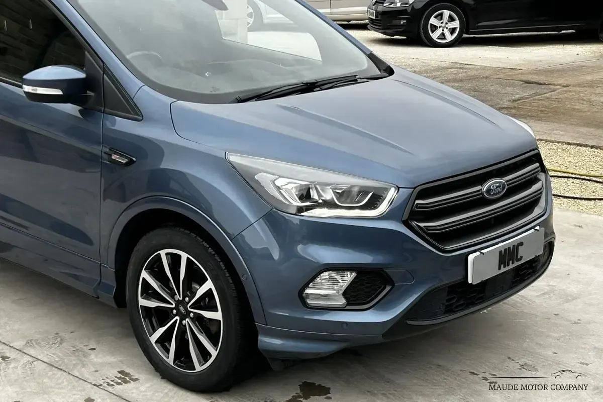 Used Ford Kuga ST-Line 150 HP (110 kW) 2019 Blue SUV