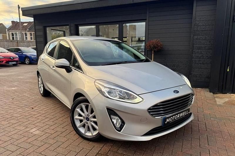 Silver Used 2018 Ford Fiesta Titanium Hatchback | £8,199 (Good price) - Image 1/1