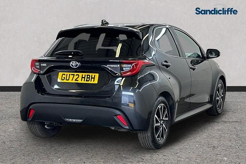 Used Toyota Yaris Hybrid Design 2024 Black Hatchback