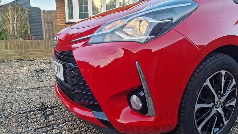 Used Toyota Yaris Hybrid 2019 Red Hatchback