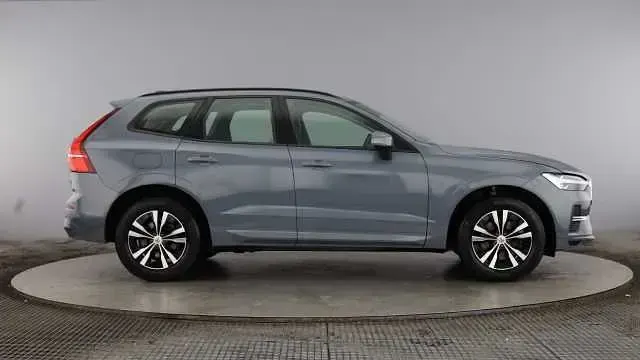 Used Volvo XC60 Core 247 HP (181 kW) 2024 SUV