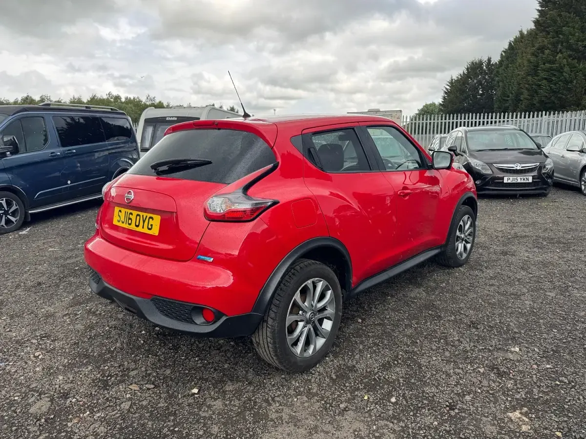Used Nissan Juke Tekna 2016 Red SUV