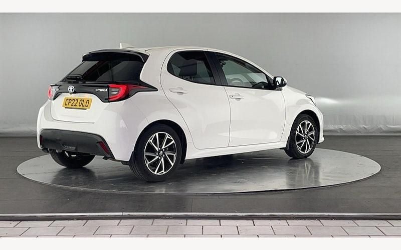 Used Toyota Yaris Hybrid Design 116 HP (85 kW) 2025 Hatchback