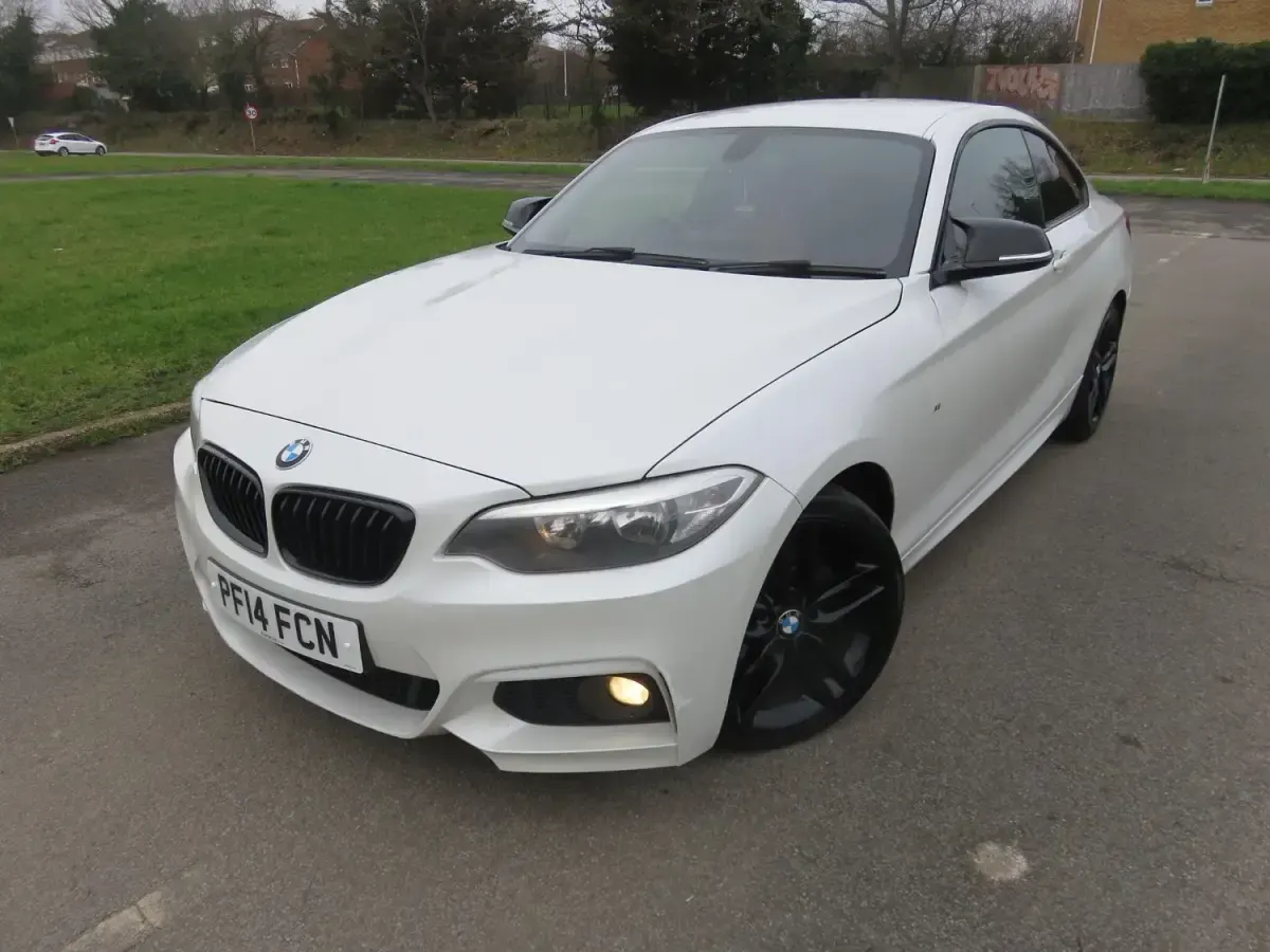 Begagnad BMW 218 M Sport 2014 Vit Sportkupé
