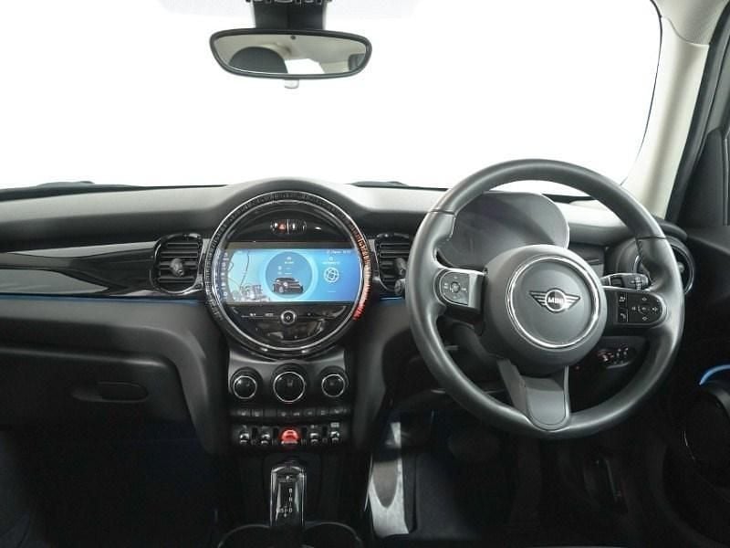 Usado Mini Cooper Classic 2023 Prateado Citadino