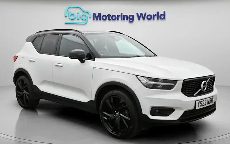Used Volvo XC40 R-Design Pro 197 HP (144 kW) 2021 SUV