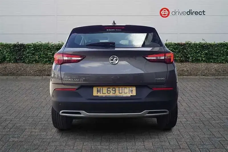Used Vauxhall Grandland X Sport 130 HP (95 kW) 2019 Grey SUV