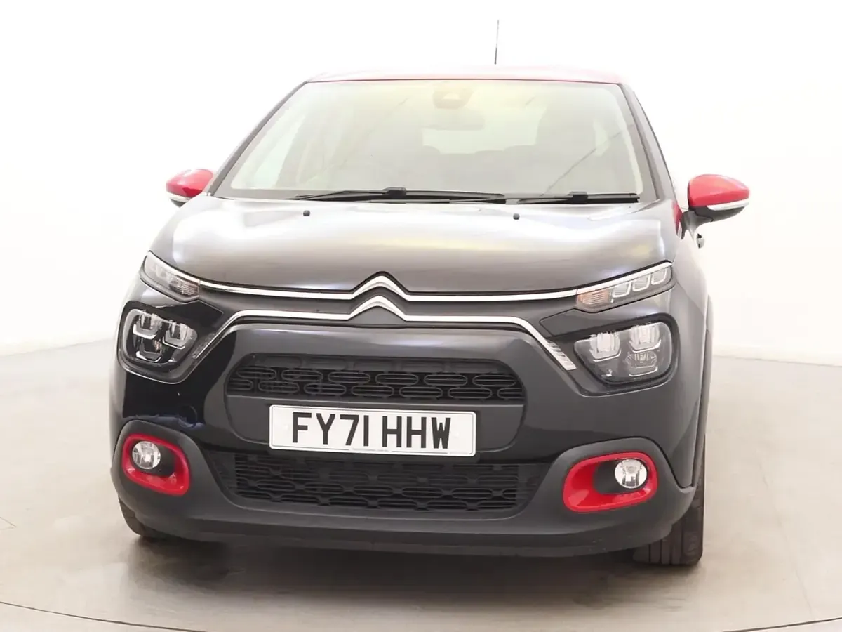 Used Citroën C3 Shine 102 HP (75 kW) 2021 Black Hatchback