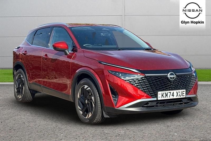 Red Used 2024 Nissan Qashqai N-Connecta SUV | £21,695 (Fair price) - Image 1/4
