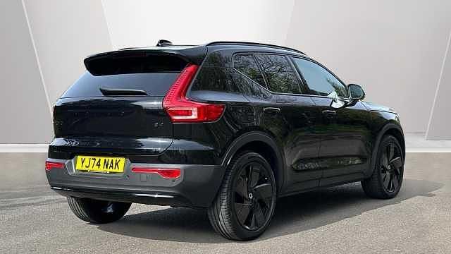 Used Volvo XC40 Plus 194 HP (142 kW) 2025 SUV
