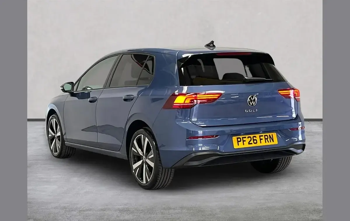 New VW Golf VIII Match 116 HP (85 kW) 2026 Blue Hatchback