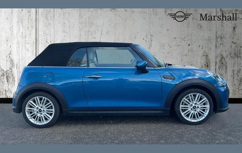 Used Mini Cooper Cabriolet Exclusive 134 HP (98 kW) 2023 Blue Cabriolet